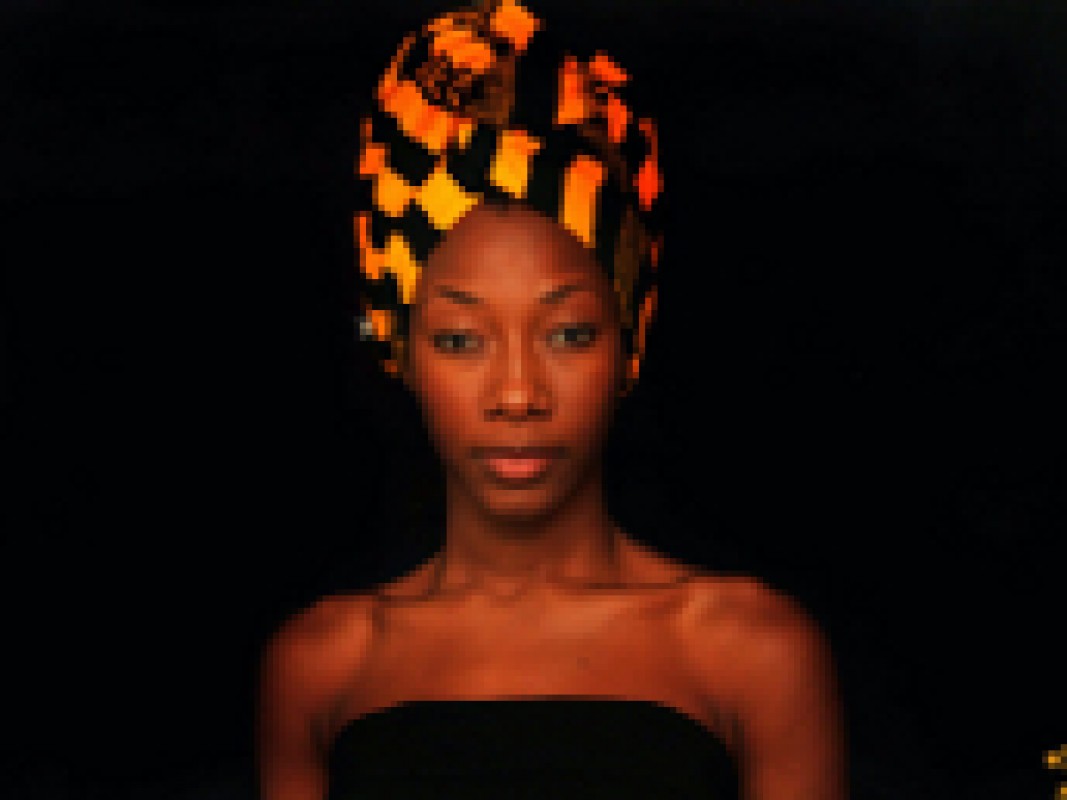 11-05-fatoumata-diawara_1327074373.jpg