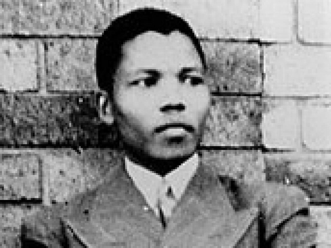 11-12-mandela-young_1386677191.jpg