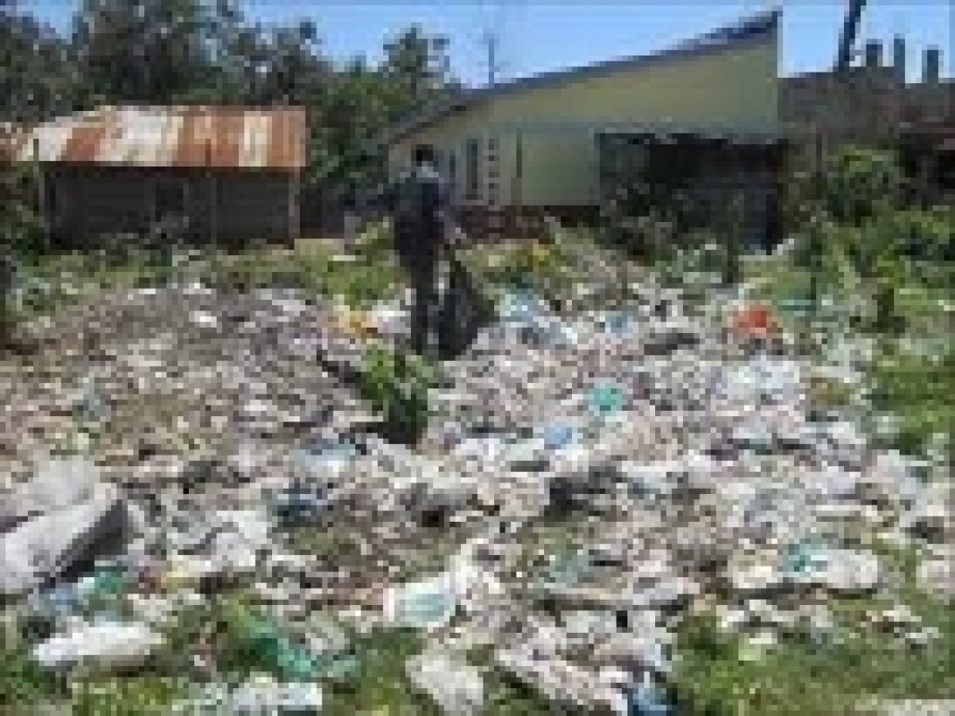 11-12-plastic-waste_1353423463.jpg