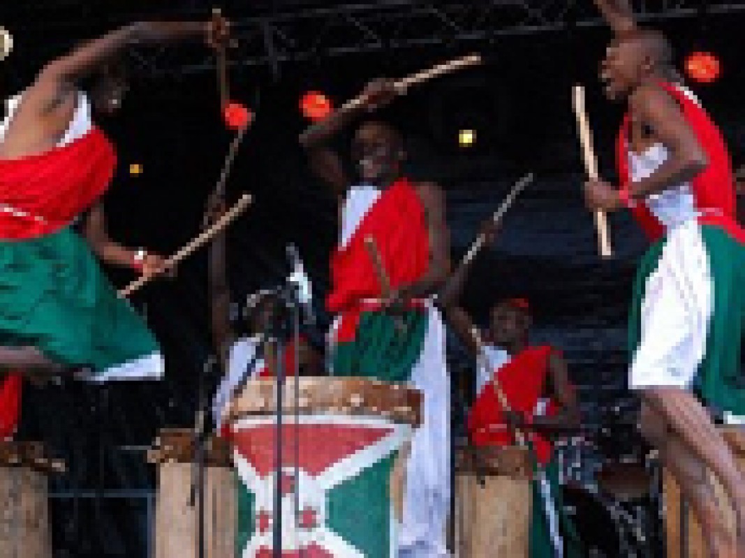 22-06-amsterdamroots-burundi_1303822266.jpg