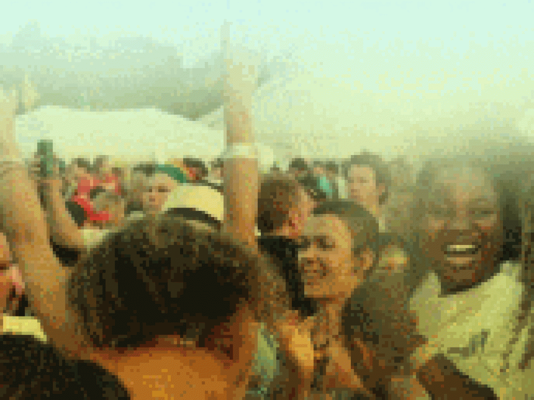 27-08-zimfest_1312895557.gif